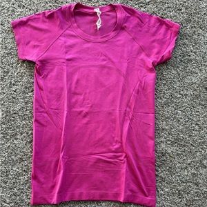 Lululemon Swiftly Tech Short Sleeve Tee (regular length) - Size 8 - Sonic Pink